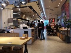 -俏凤凰(美林M·LIVE天地东座店)