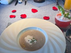 -弦月窗LUNETTE BY AMANDA(复兴路店)