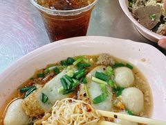 -榮泰米粉湯(Left Shop)