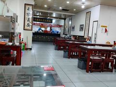 -牛一嘴·兰州牛肉面·大盘鸡(财富中心店)