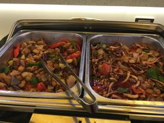 -怡人怡口牛排海鲜自助(飞龙大厦店)