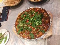 -巴厘龙虾·榜首油焖大虾(音乐学院·沿江酒馆店)