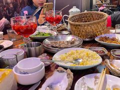 -蚝堡海鲜·威海菜·海肠捞饭·烧烤·亚洲吃蚝公司(幸福门店)