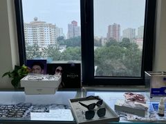 -潘多拉眼镜·蔡司依视路明月(潘家园店)