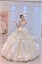 -洋洋婚纱品牌集合店