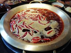 -王婆乔鲜鱼自助火锅(蜀汉路店)