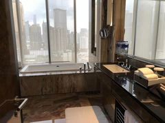 -广州天河希尔顿酒店