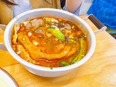 -丽丽三鲜螺蛳粉(田林路店)