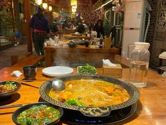 -三道苗苗鱼·美蛙黄辣丁(八里店)