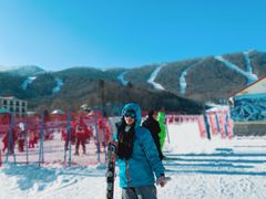 -亚布力新体委滑雪场