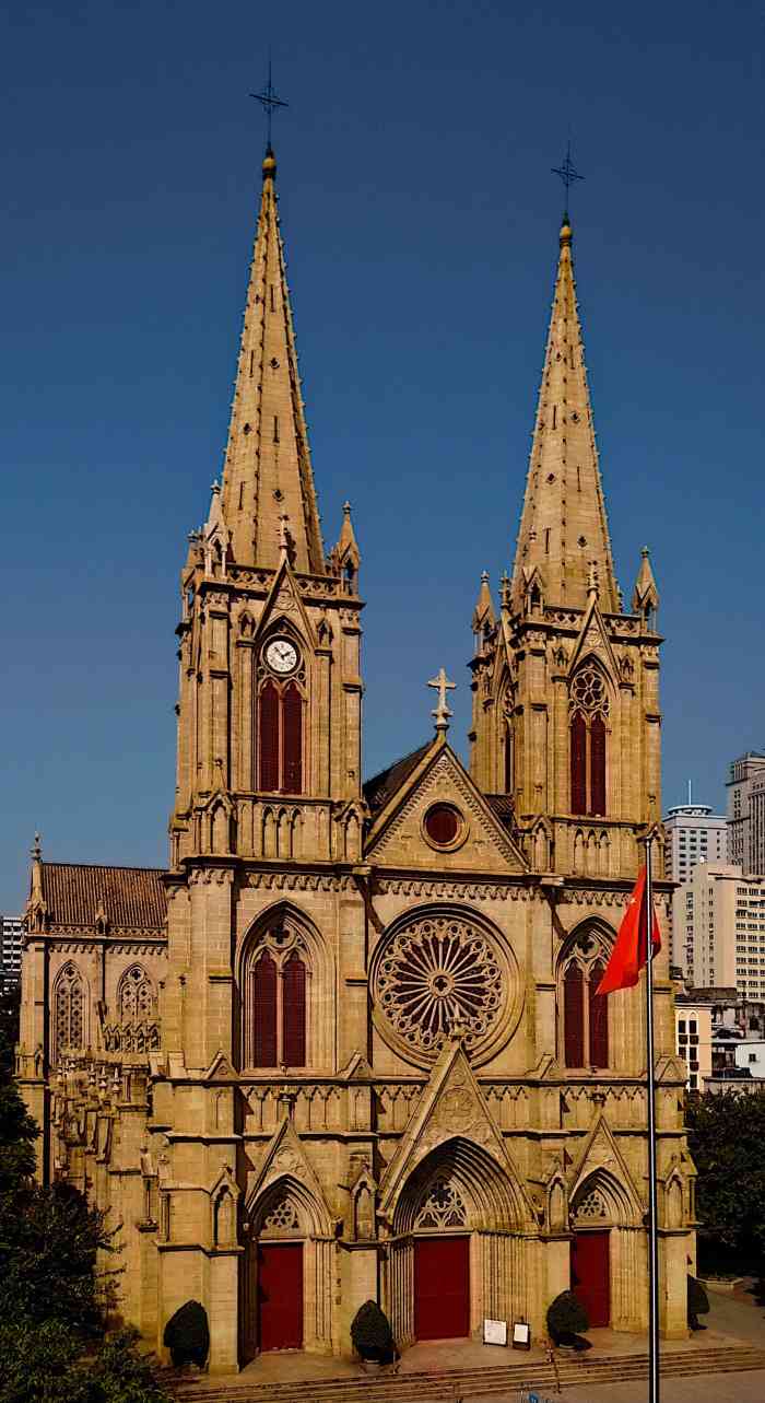 圣心大教堂-"圣心大教堂是天主教广州教区最大的教堂,也.