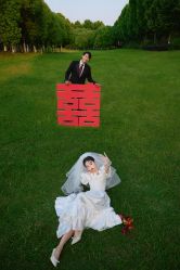 -雪中彩影婚纱摄影·微光艺术中心