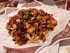 -椒爱水煮鱼川菜(让胡路万达店)