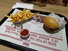 -The Habit Burger Grill 哈比特汉堡(爱琴海店)