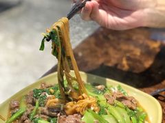 -胡须佬鸡煲四季火锅(海雅缤纷城店)