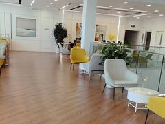 -上海宝宁宝马4S店