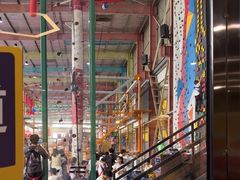 -天空之城蹦床攀岩运动馆·团建拓展·亲子游乐·生日派对(合肥店)