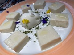 当红白小白-玉玲珑(陆家嘴店)