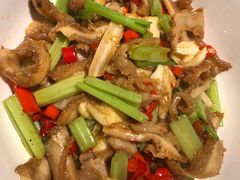 酸辣牛肚-费大厨辣椒炒肉(万家丽一店)