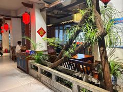 -唐师傅湘西名菜馆(武陵路店)