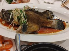 -万龙洲海鲜(大兴绿地缤纷城店)