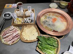 -阿婆情腊排骨火锅·野生菌季(古城旗舰店)