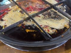 -正南齊北重庆老火锅(光华村直营店)