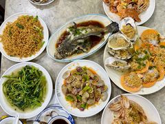 -四川小胡子海鲜(丁村万人海鲜广场店)