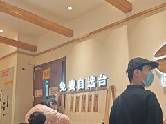 -煲仔皇腊味煲仔饭(经四万达店)