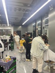 -藤野造型烫发染发