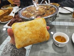 -李春秋驴肉火烧总店