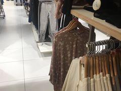 -优衣库(广州天河领展广场店)