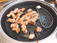 烤五花肉-黄金牧场(明洞总店)