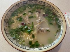 鸭肉米线-烤鸭肉夹馍鸭汤店