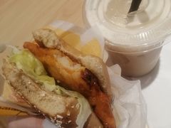 果木香风味火烤鸡腿堡-汉堡王(万泰街店)