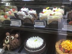 蛋糕橱窗-85度C(大连店)