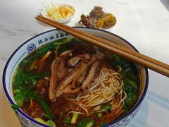 -镇南锅盖面馆(解放路店)