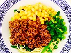 -萍记·鲜肉泡菜粉·非遗襄阳牛肉面