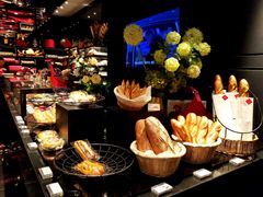 -Salon de The de Joel Robuchon(外滩18号店)