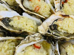 炭烧蒜蓉生蚝-贞姨美食·老字号海鲜大排档