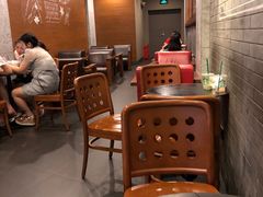 大堂-星巴克臻选(深圳皇庭广场分店)