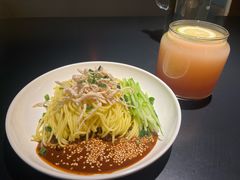 -麻六记(凤凰汇店)
