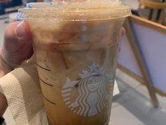 -星巴克(长沙友阿奥特莱斯店)