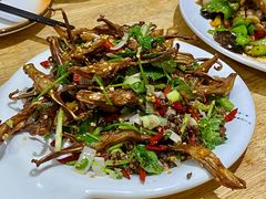 -超越海鲜屋(飞龙物业店)
