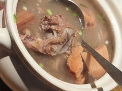 -九头鹰家宴(岳家嘴店)
