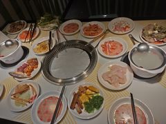 -钱小奴创意自助餐厅·原切谷饲安格斯畅吃(绍兴新昌万达店)