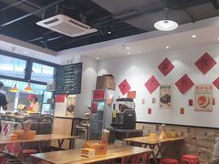 -柳州肥姨妈大骨螺蛳粉(曹路店)