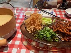 -老郑家东北春饼(龙悦居店)