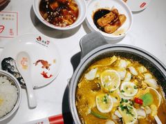 -渝是乎酸菜鱼(龙旗购物中心店)