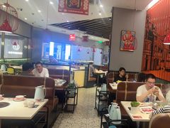 -八合里潮汕鲜牛肉火锅(上海汇智广场店)